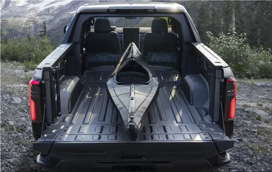 2025 GMC Sierra EV Denali