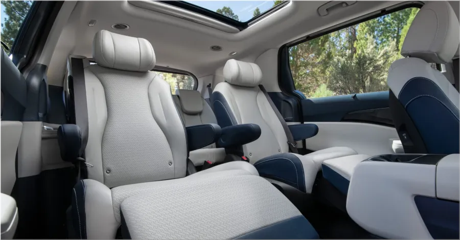 2025 Kia Carnival