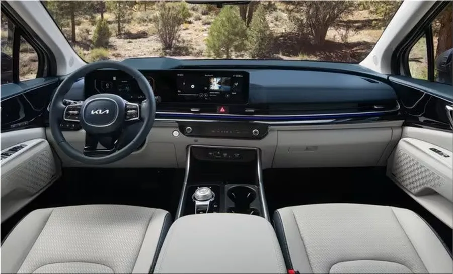 2025 Kia Carnival