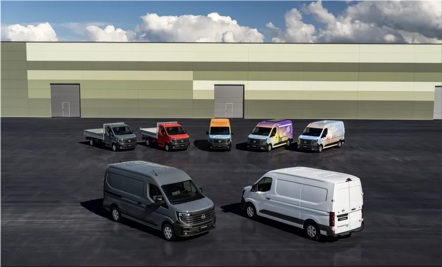 2025 Nissan Interstar van