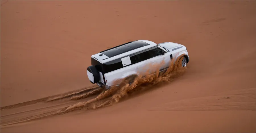 Land Rover Defender 130