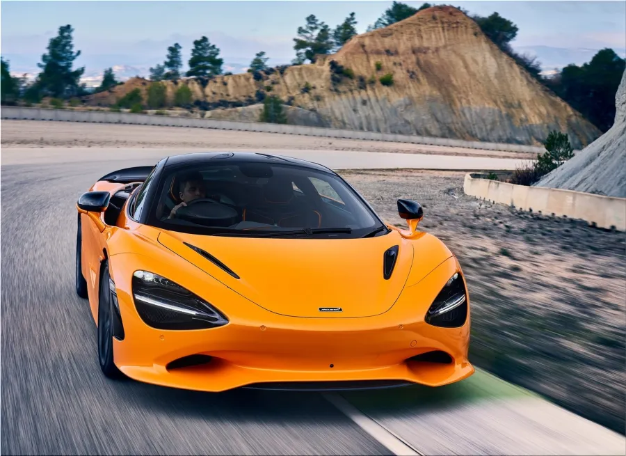 McLaren 750S