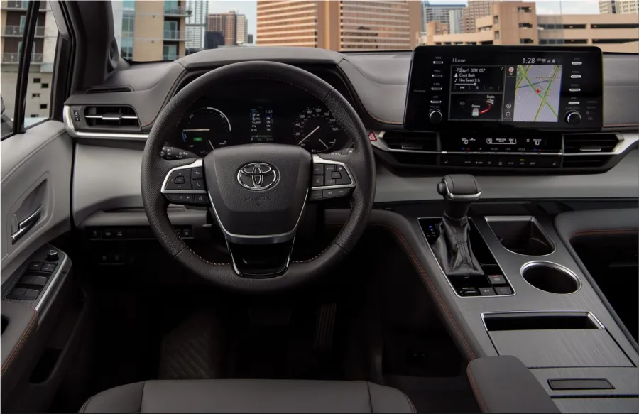 2024 Toyota Sienna Hybrid