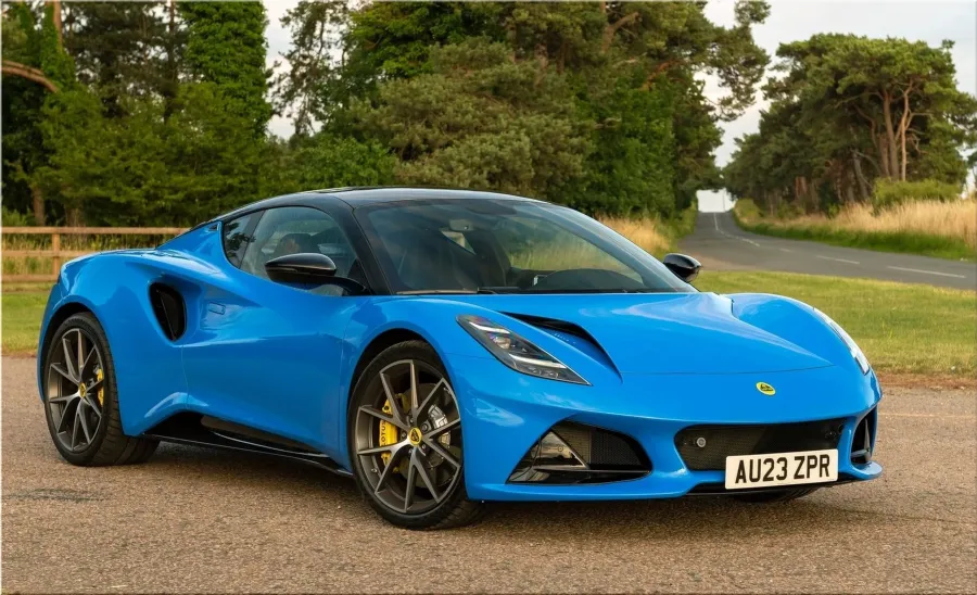 2024 Lotus Emira i4