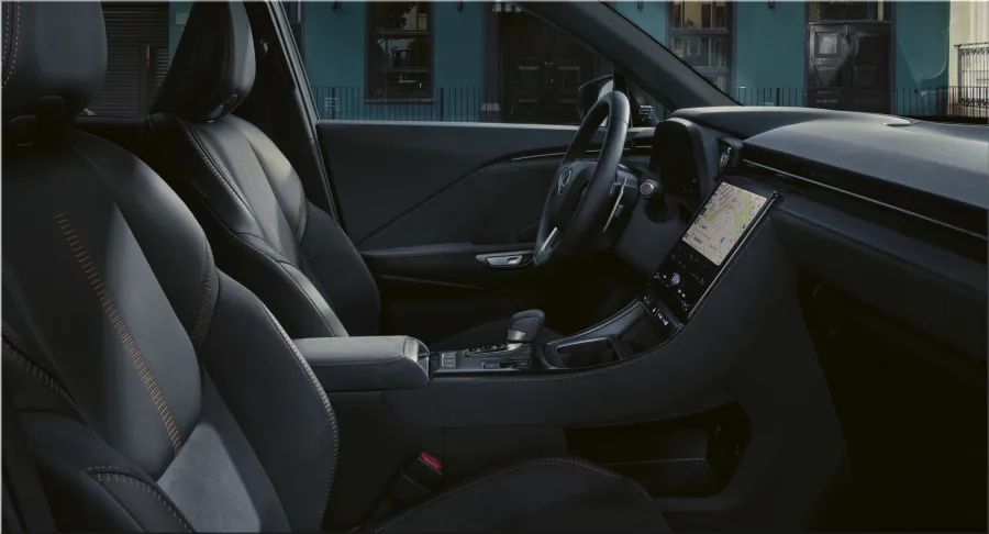 Lexus LBX