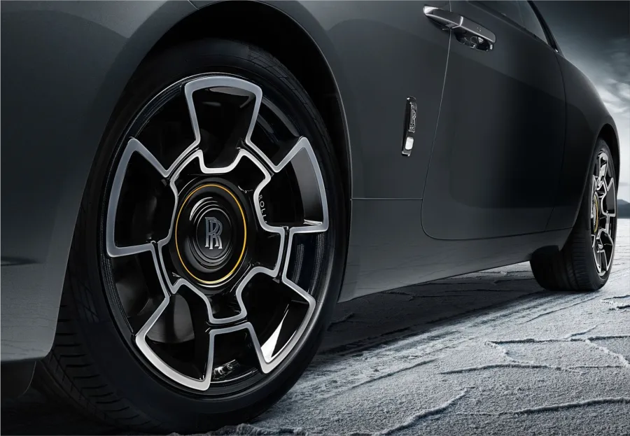 Rolls-Royce Wraith Black Arrow