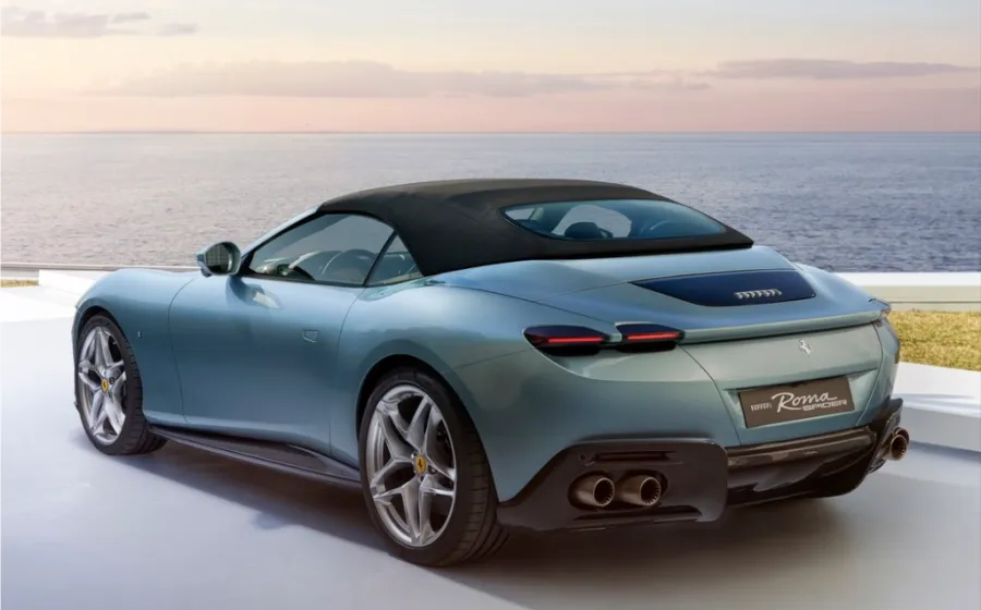 Ferrari Roma Spider