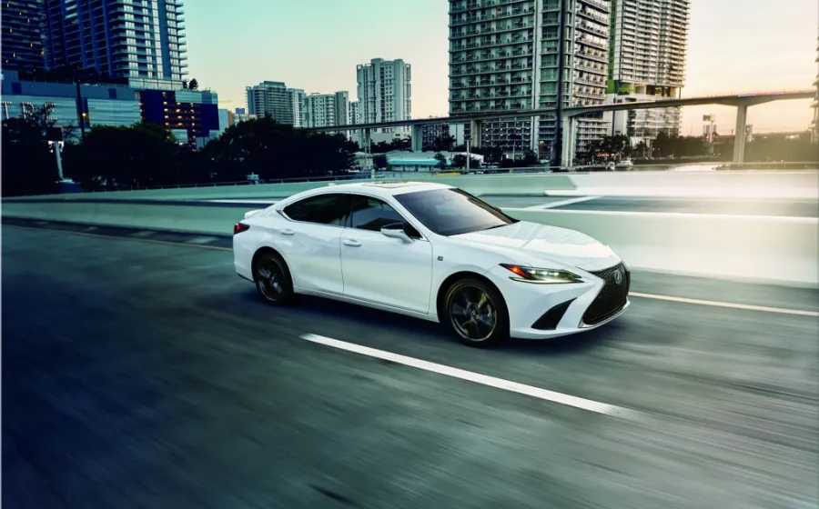 Lexus ES